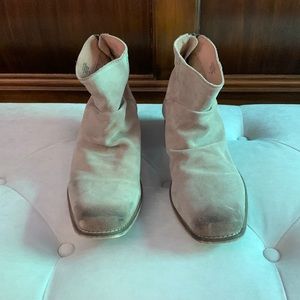 Seychelles booties (women’s size 10)